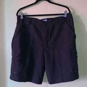 Reel legend shorts black size large